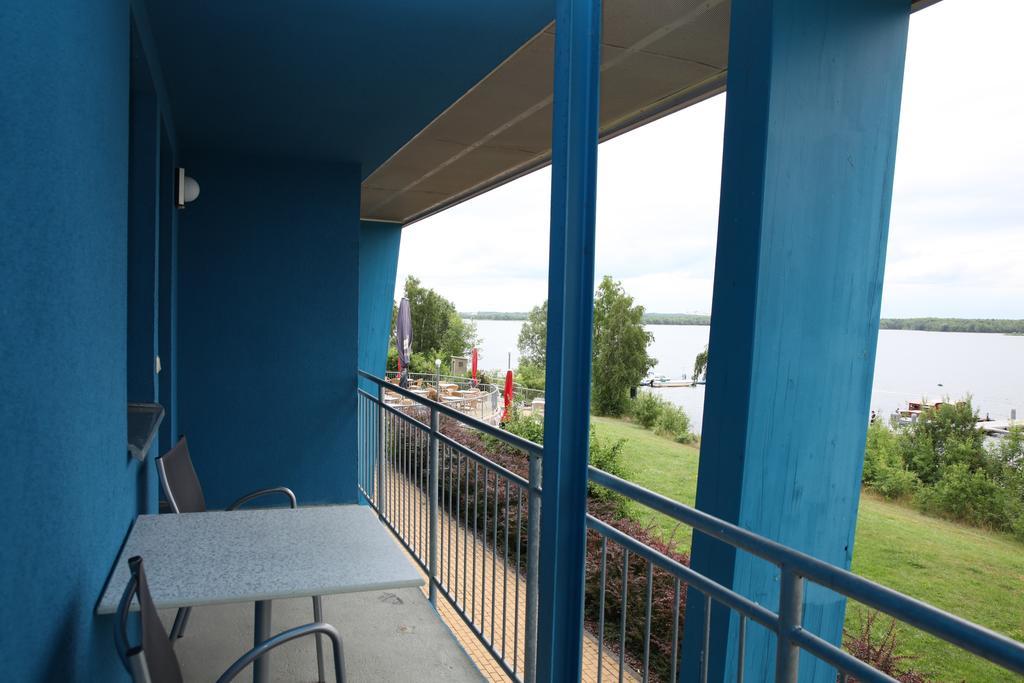 Strandhotel Senftenberger See Phòng bức ảnh