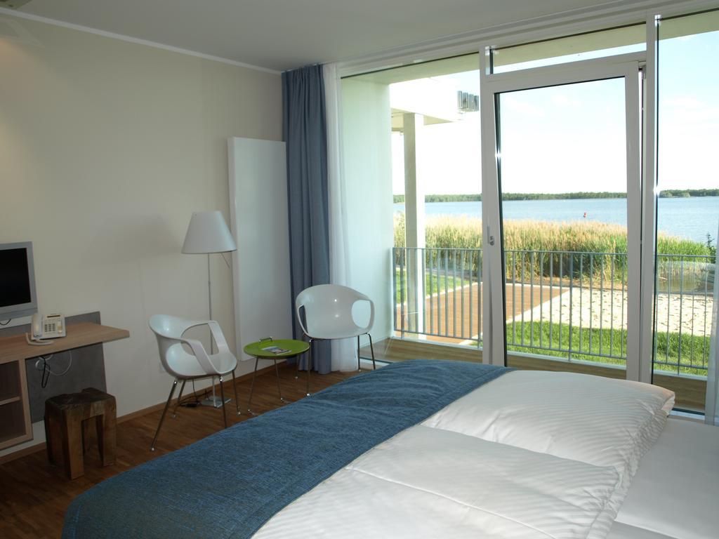 Strandhotel Senftenberger See Phòng bức ảnh