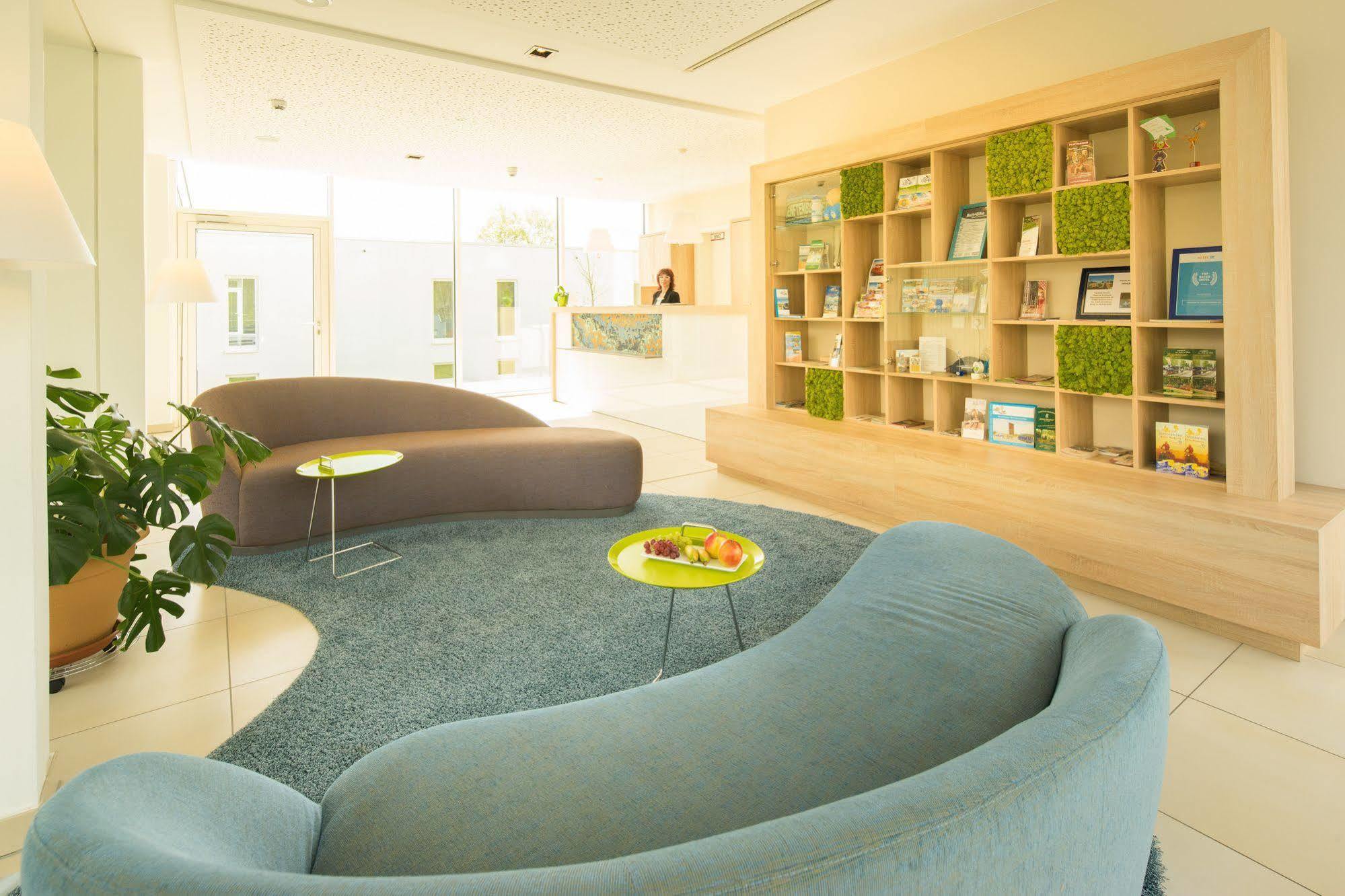 Strandhotel Senftenberger See Ngoại thất bức ảnh